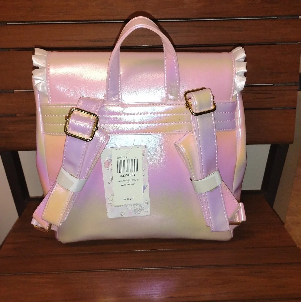 Hello Kitty Backpack NWT - Picture 2 of 2